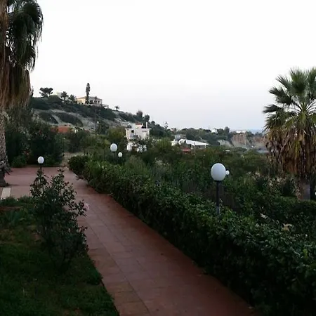 Crysalis Apartment Hersonissos (Crete)